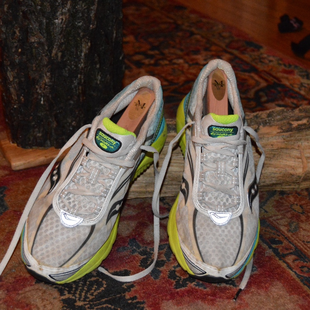 Saucony Women's Gym Shoes Size 9